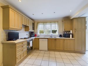 Kitchen area- click for photo gallery